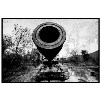 Pansarvagn - Svartvit poster med attityd