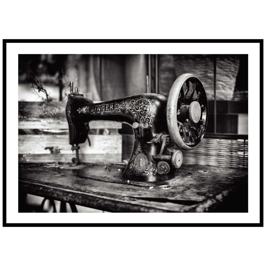 Retro sewing machine - Black and white poster