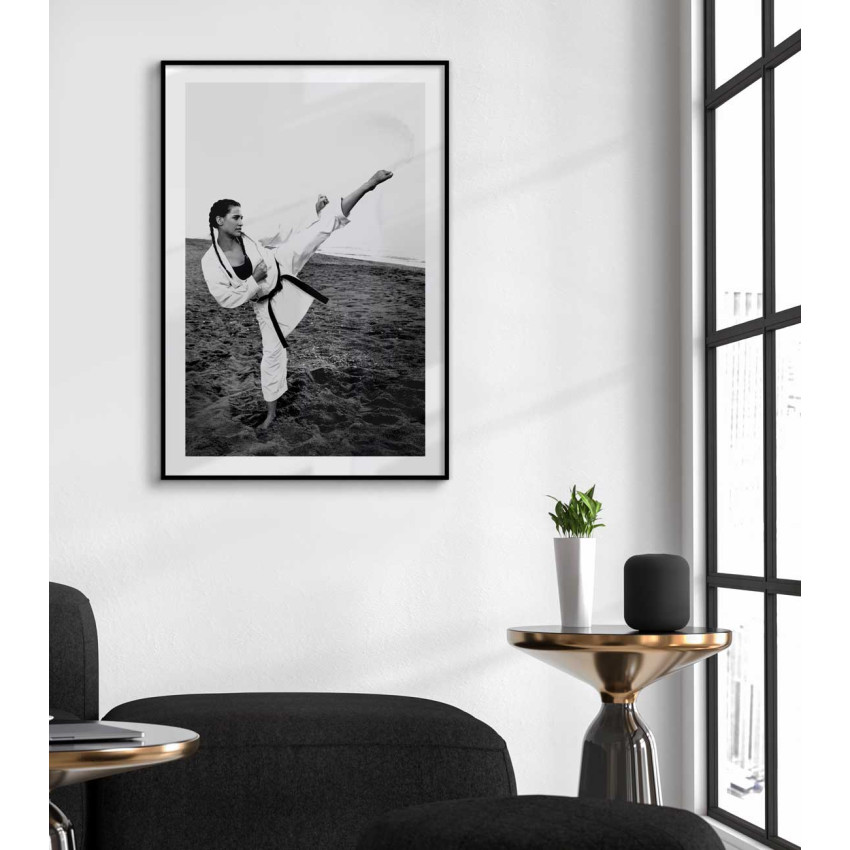 Karatespark - Svartvit & stilren poster