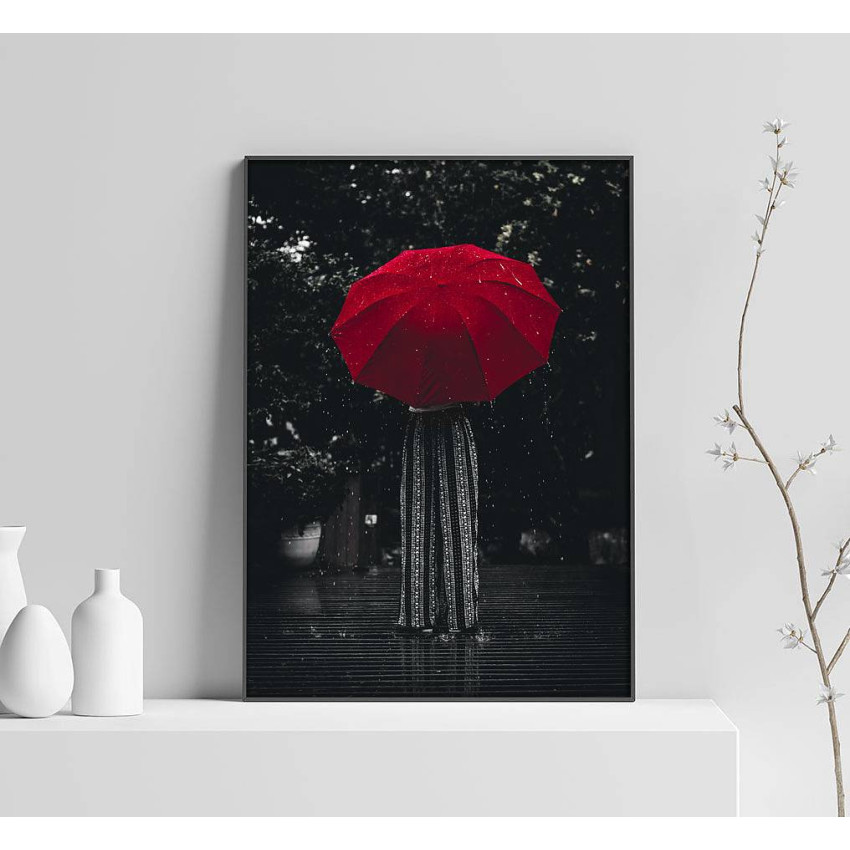 Kvinna med Rött Paraply - Svartvit Poster med Färg