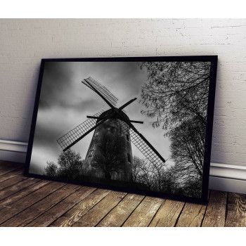 Gammal och trasig väderkvarn - Svartvit poster 