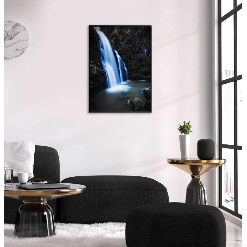 Ljusblått vattenfall - Svartvit poster med färg
