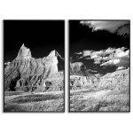 Bergstoppar och moln - Svartvit poster i två delar