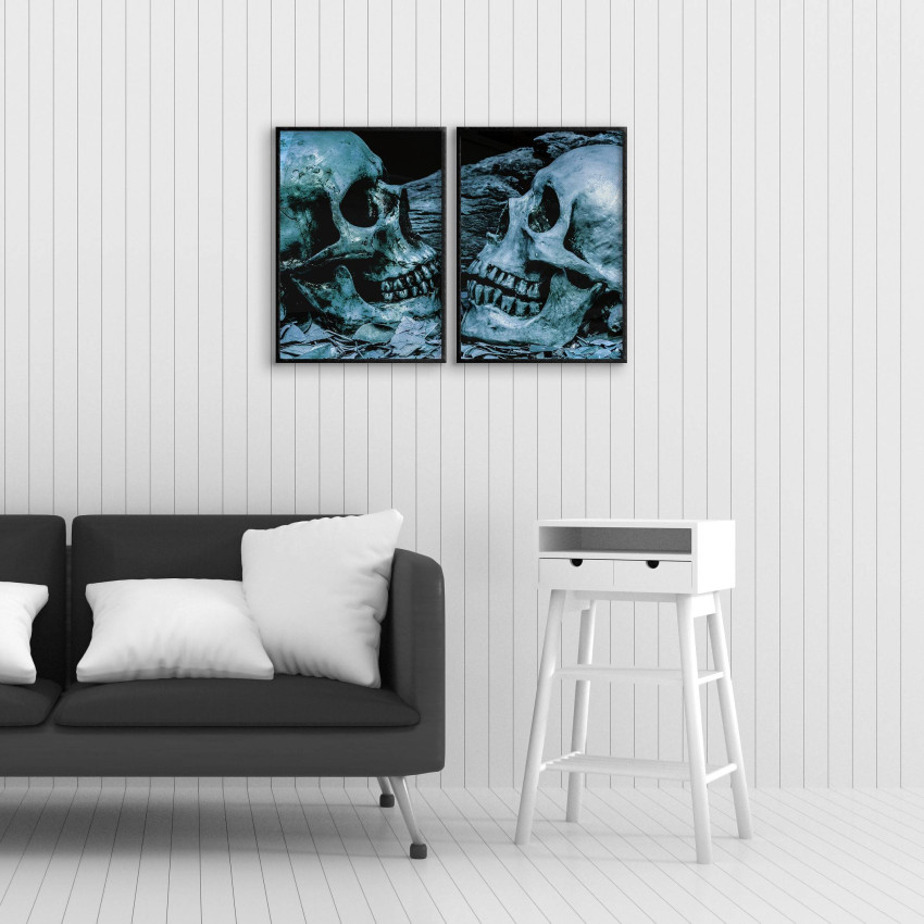 D&ouml;dskallar i profil - Turkos poster i tv&aring; delar