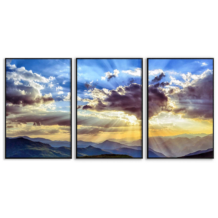 Stor tavla i tre delar med magiskt naturmotiv