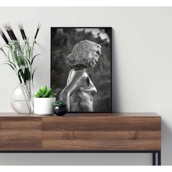 Staty kvinna i profil - Svartvit poster