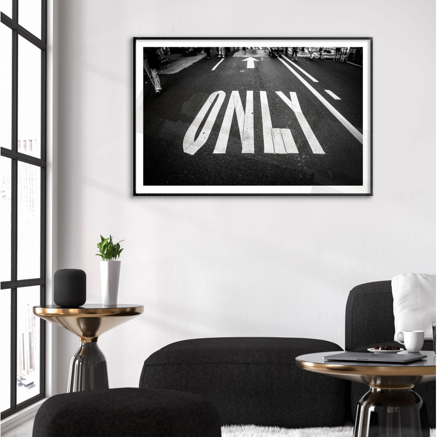 Only v&auml;g 50x70 cm poster i svartvitt