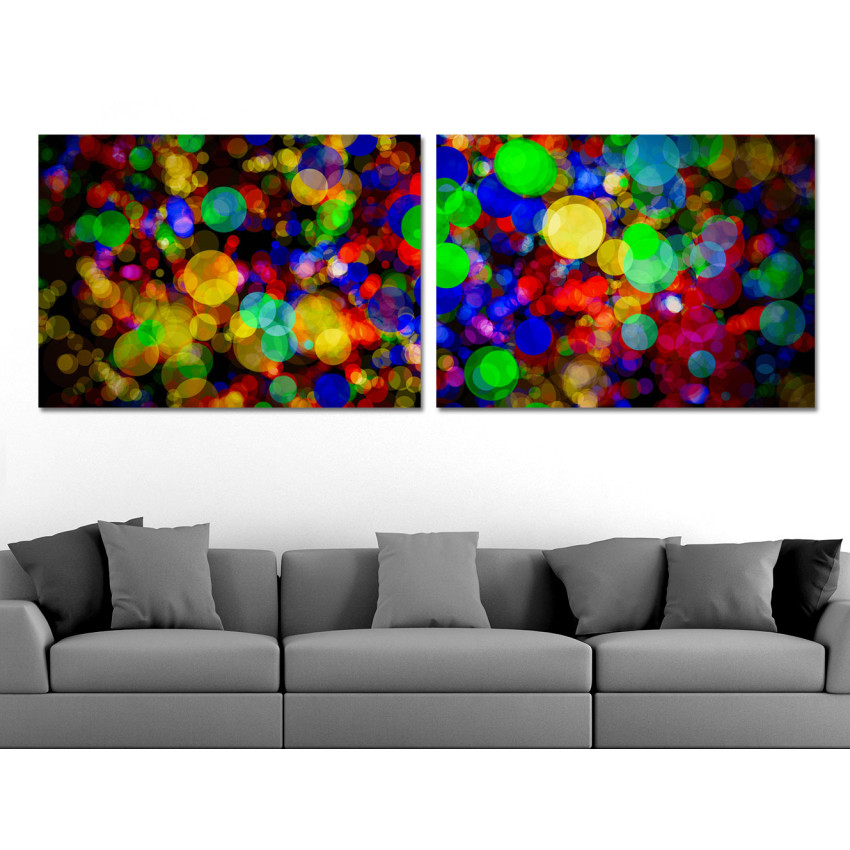 F&auml;rgglada ringar - Poster i tv&aring; delar