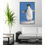 Söt pingvin med utsträckta armar - Poster Print