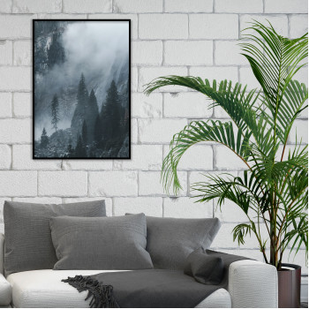 Dimma i Berg och Skog - Mörk Poster