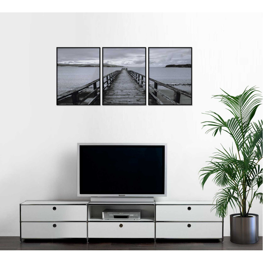 Brygga ut mot Vattnet - Poster i Tre Delar