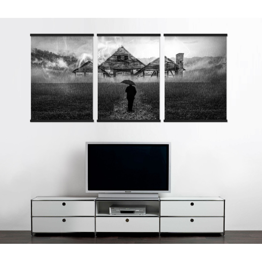 Man i regnet - Svartvit tavla i tre delar