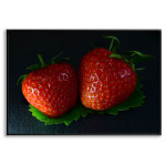 Jordgubbar med M&ouml;rk Bakgrund - Poster